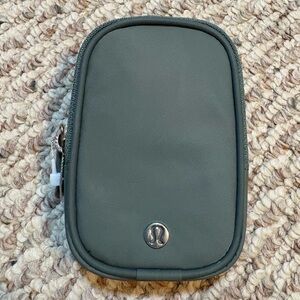 Lululemon Grey Eucalyptus Clippable Nano Pouch